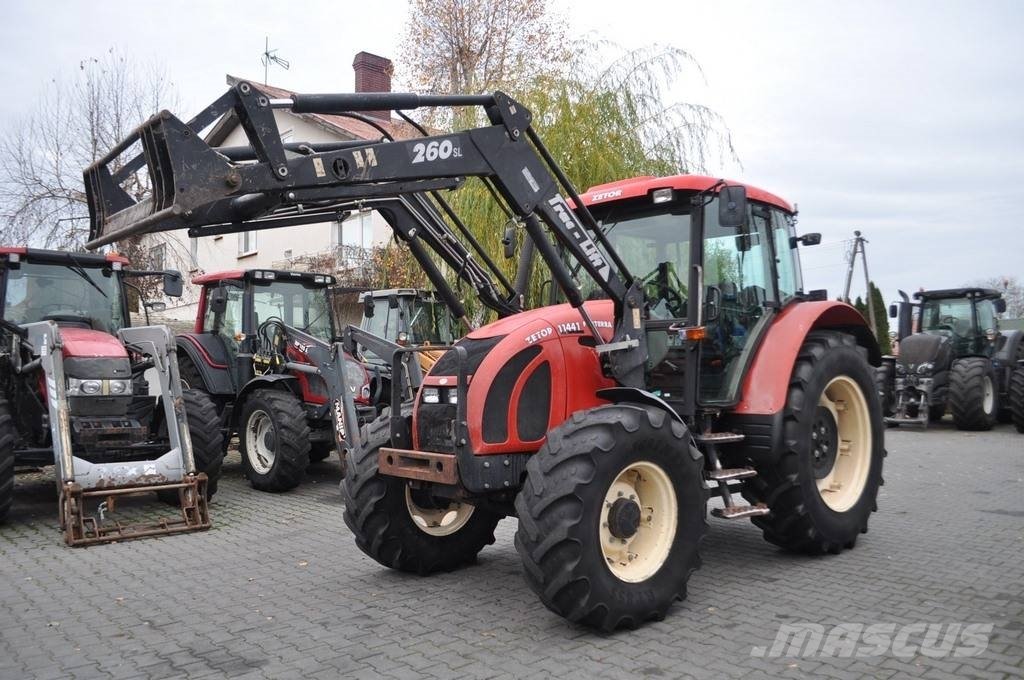 Traktor Zetor FORTERRA 11441