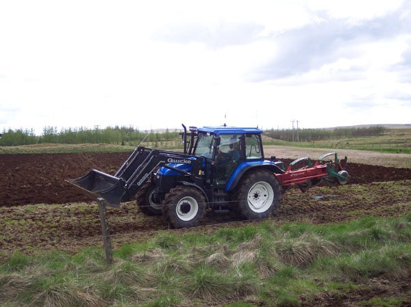 Tractor New Holland TS110