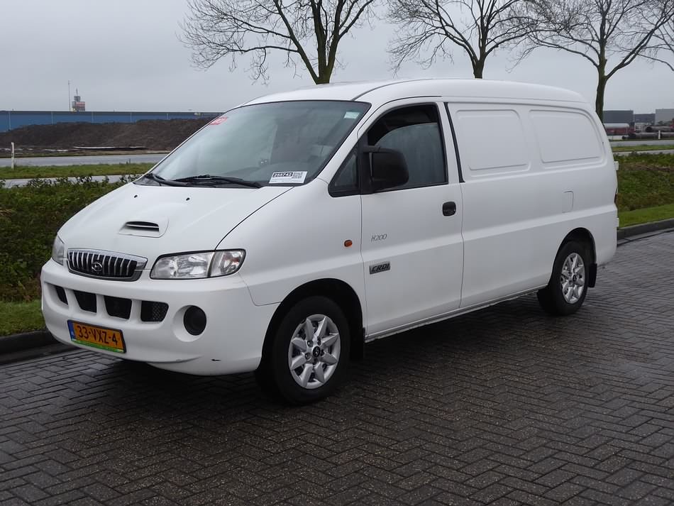 Van Hyundai H-1 H200 2.5 CRDI E4