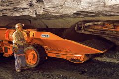 Komatsu 4FCT