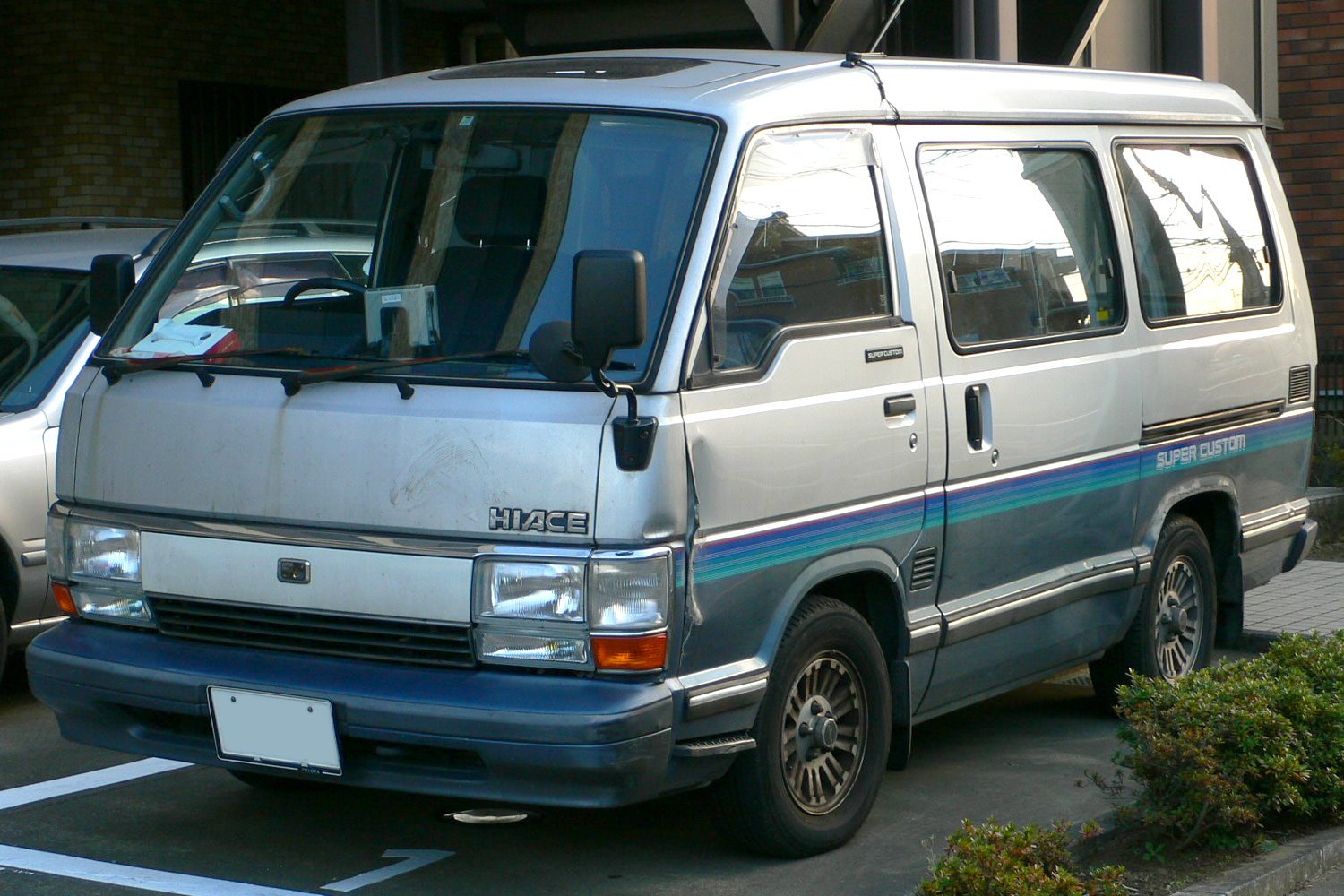 Van Toyota HIACE 2.4TD AUT LANG DCAB SO