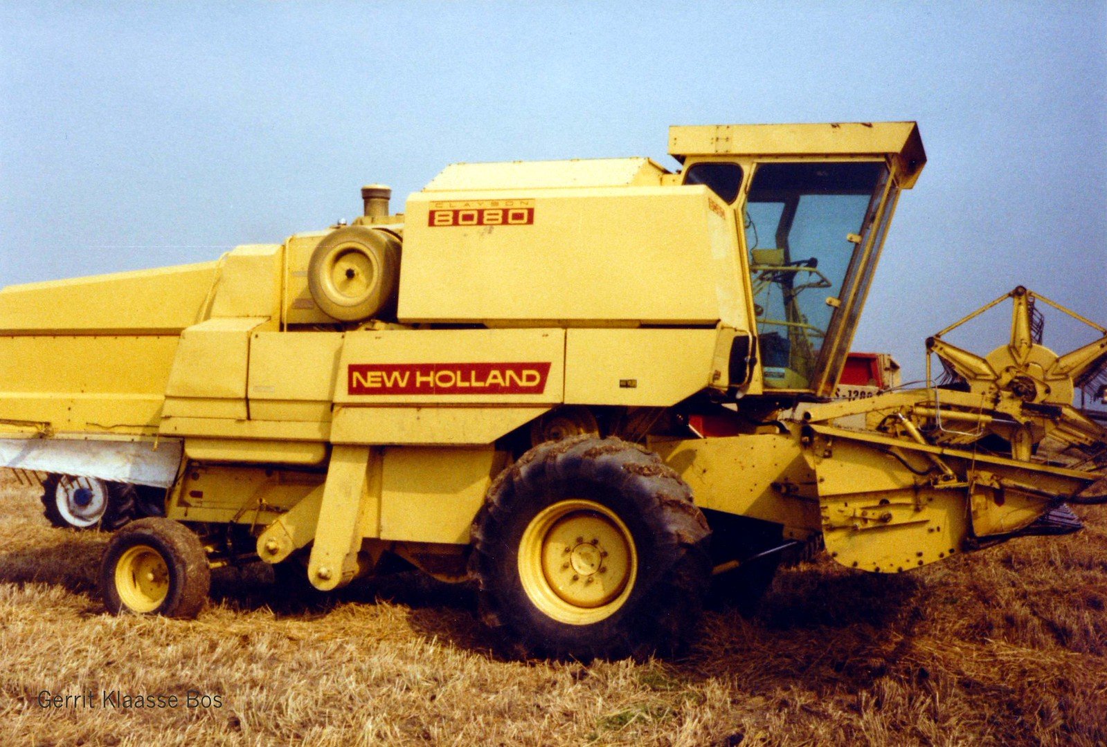 Harvester New Holland CLAYSON 8080