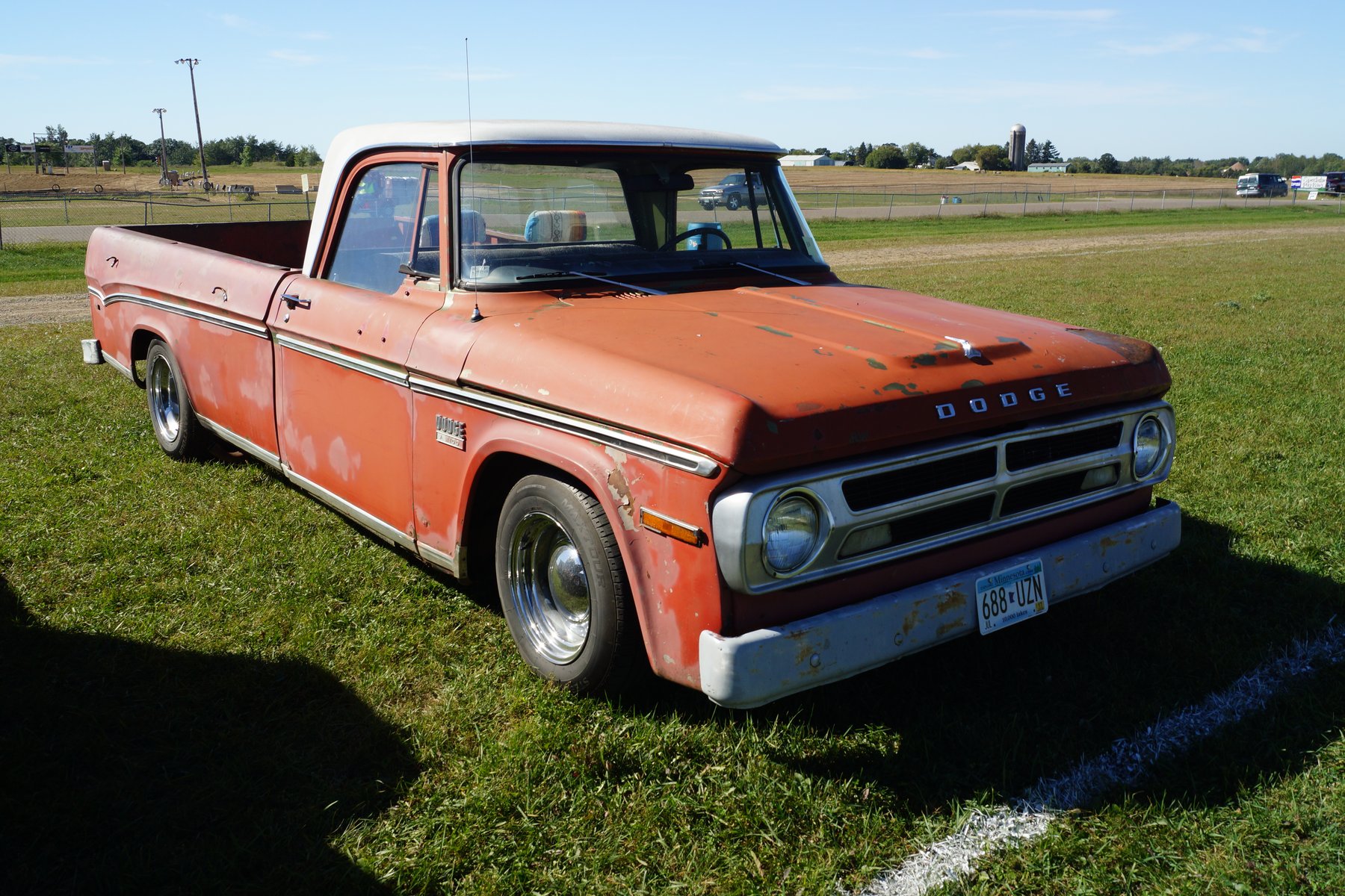 Van Dodge D 100 PICK-UP