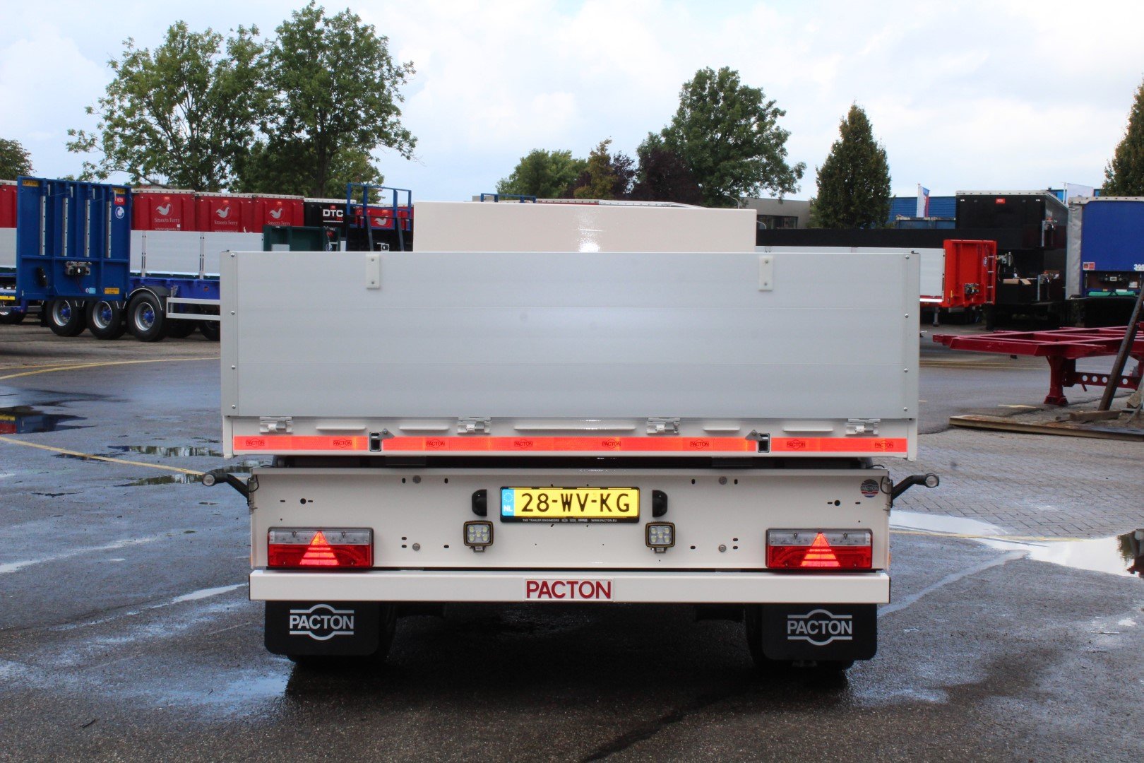 Trailer Pacton Trailers AXD.218