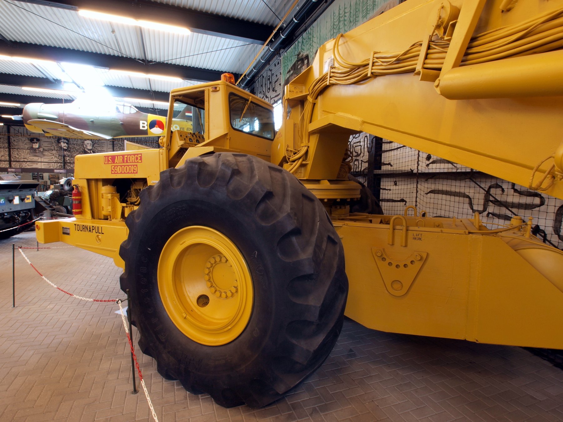 LeTourneau D900