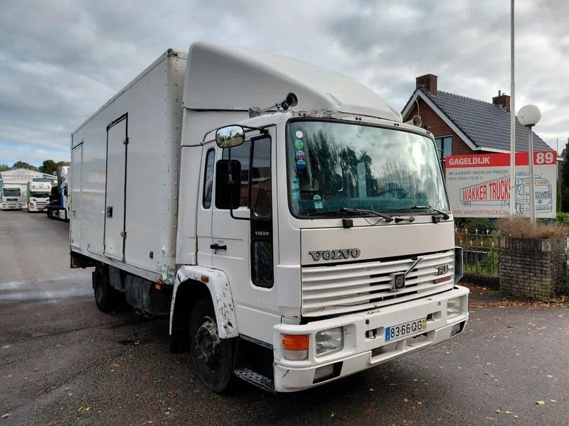 Truck Volvo 611-FL6L42R/400