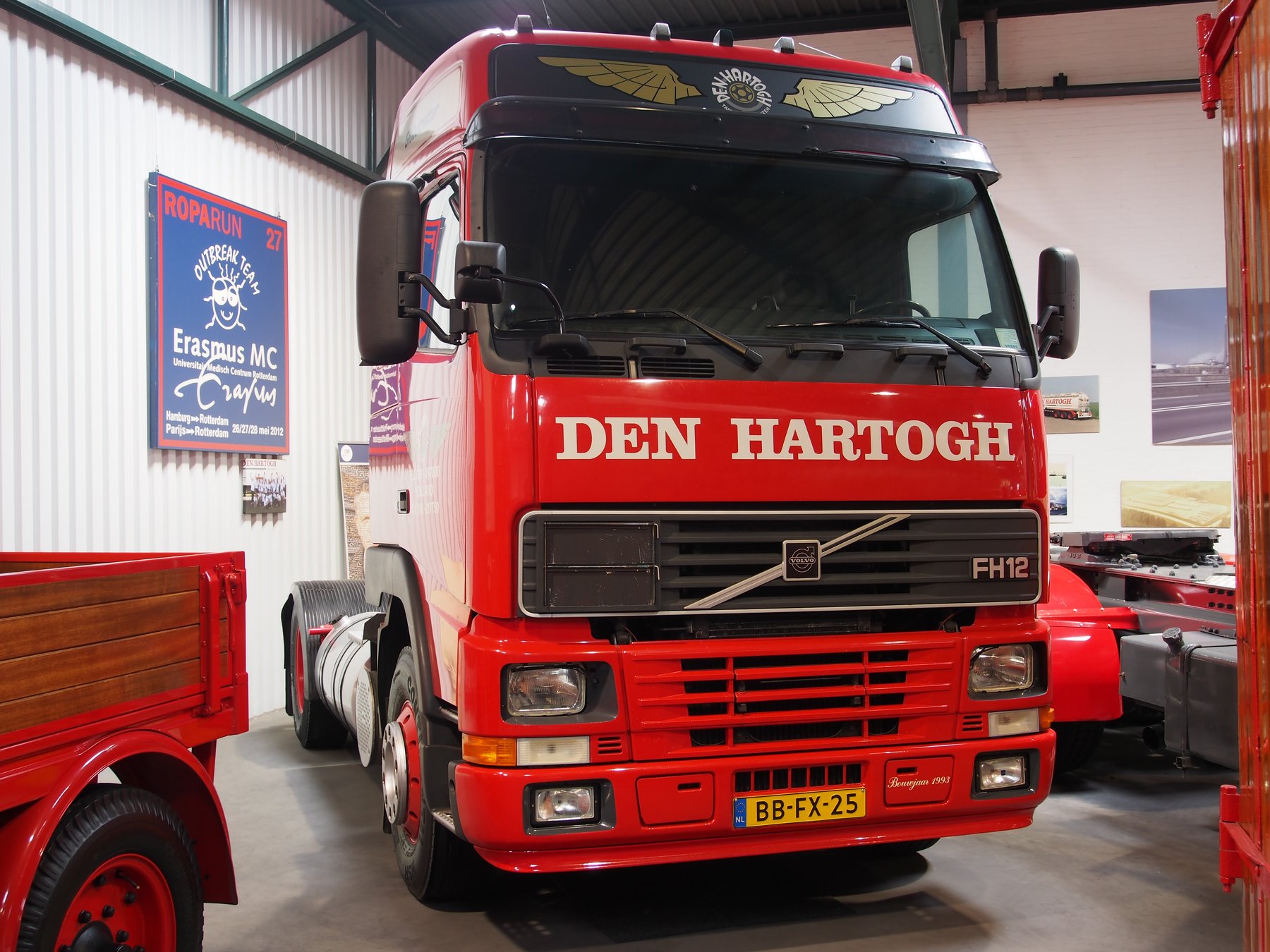 Truck Volvo FH12-62RLL-80S