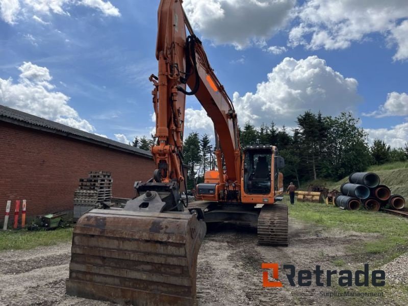 Excavator Doosan S255LCV