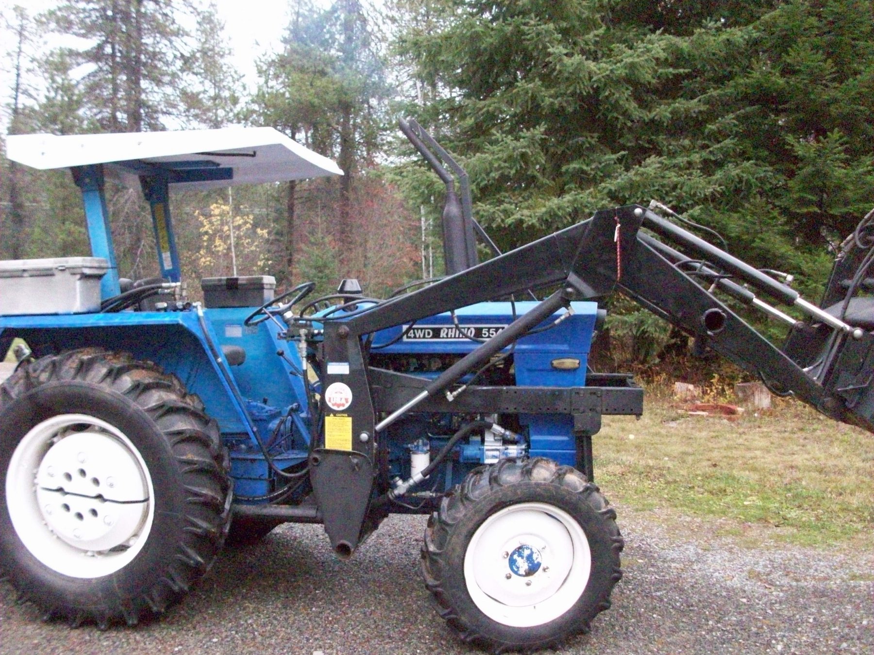 Tractor Rhino 554