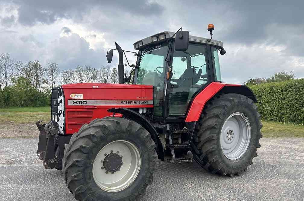 Tractor Massey Ferguson 8110 Dynashift