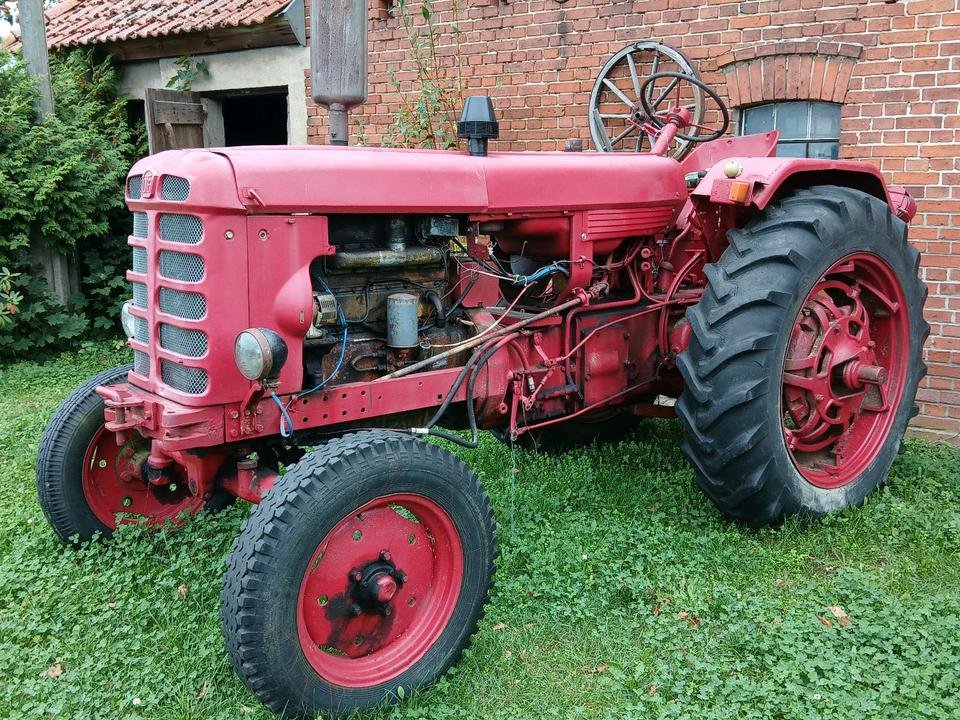 Universal 1946 C