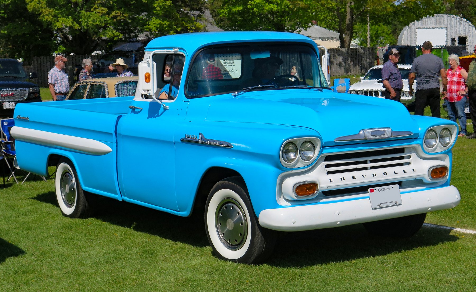 Chevrolet APACHE-FLEEDSIDE