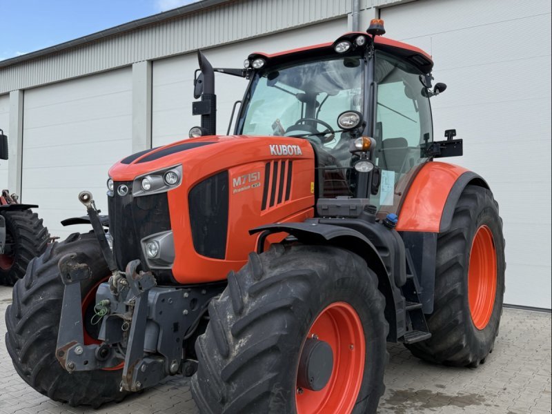 Tractor Kubota M7151