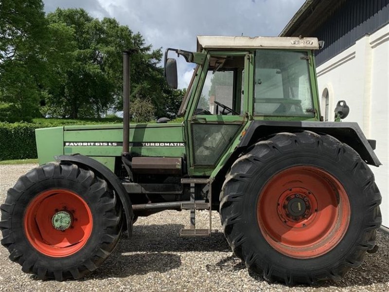 Tractor Fendt 615 LSA