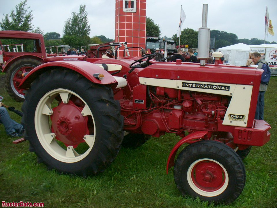 Tractor McCormick D-514