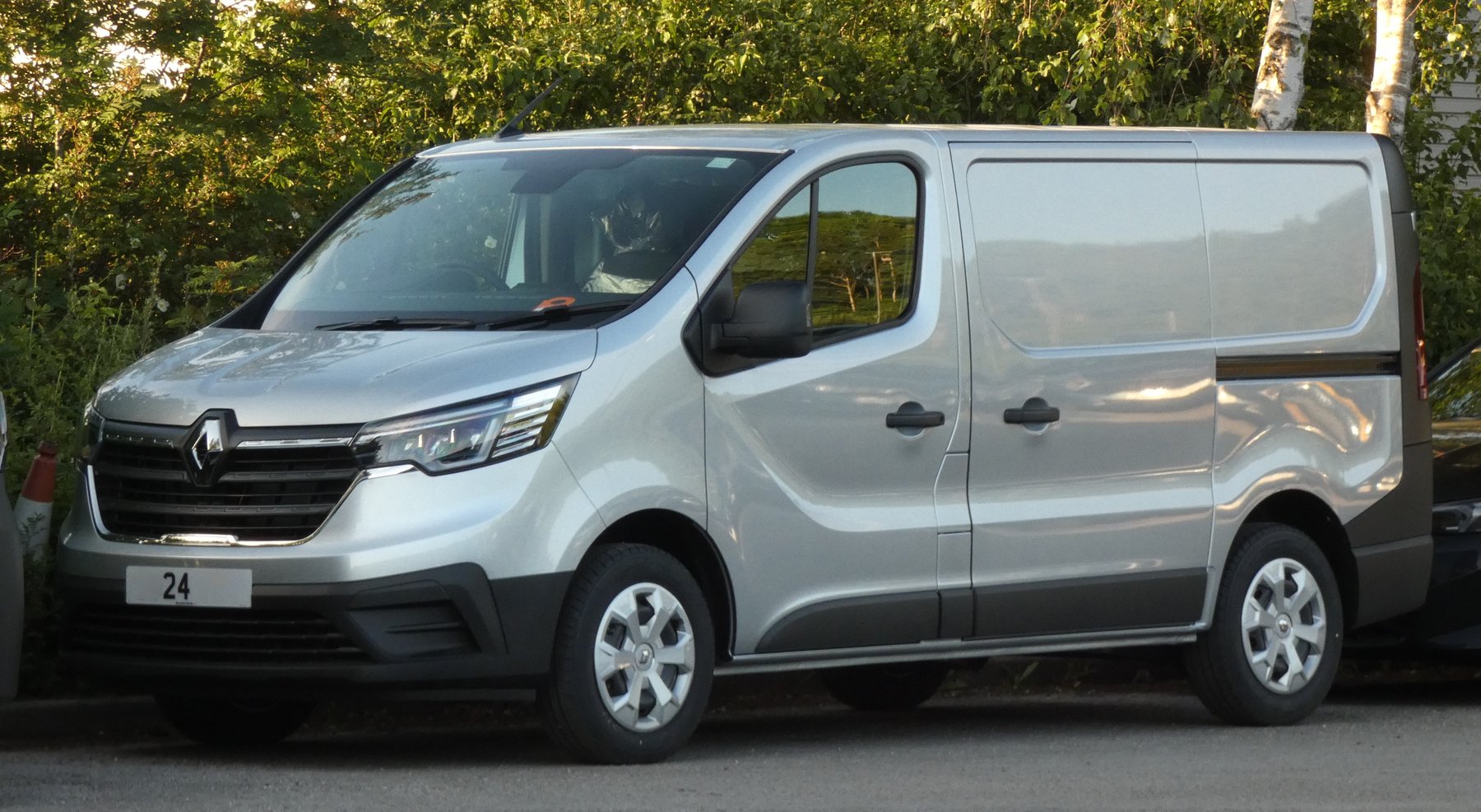 Van Renault TRAFIC FOURGON 2.0DCI 115-2.77T-2-FLAHA6/310