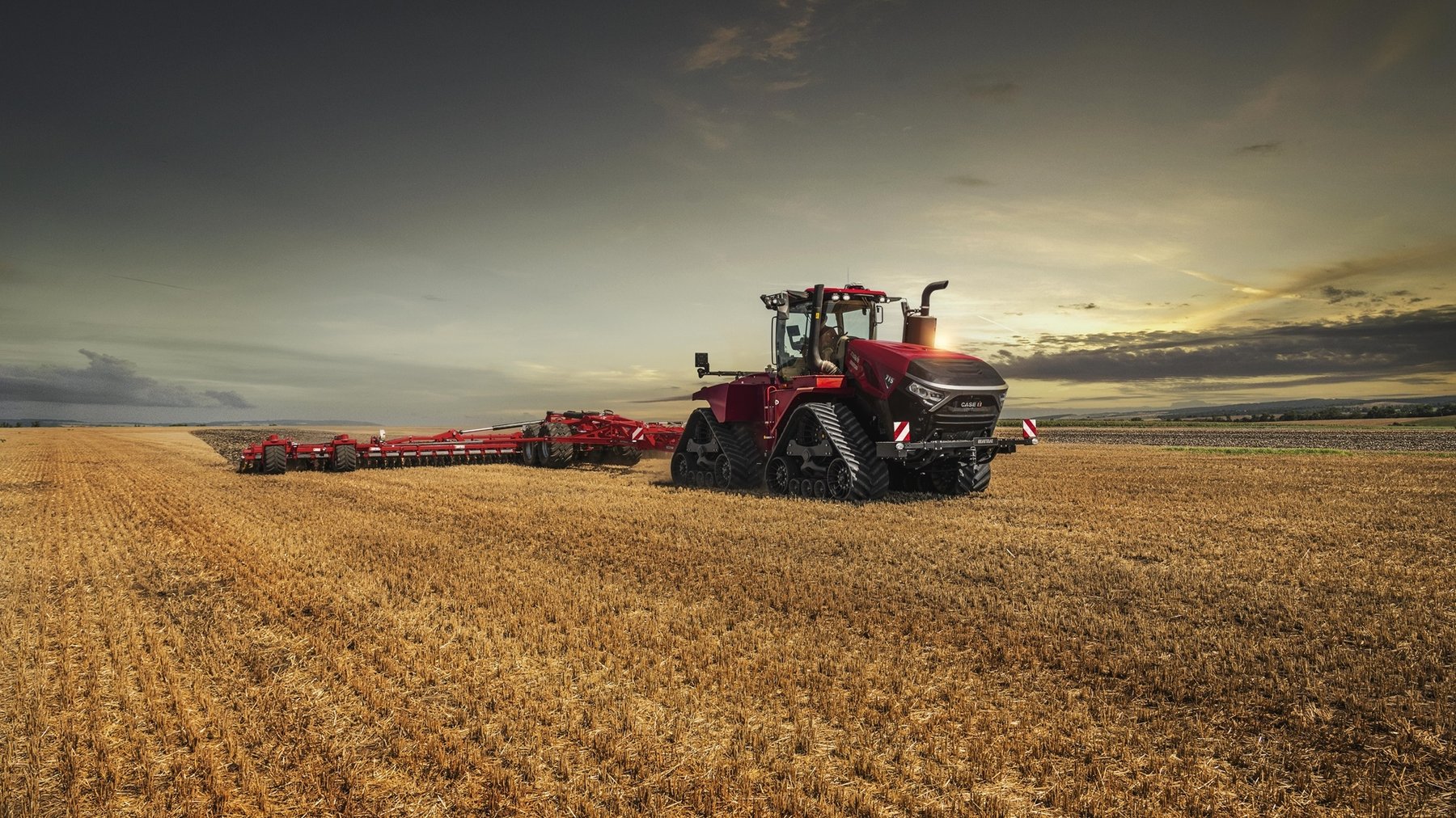Tractor Case IH 385 Wheeled / Heavy-Duty / Quadtrac 4WD
