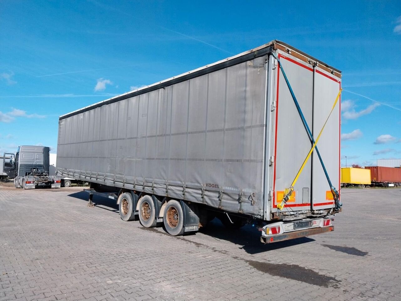 Trailer Kögel SN24 P100
