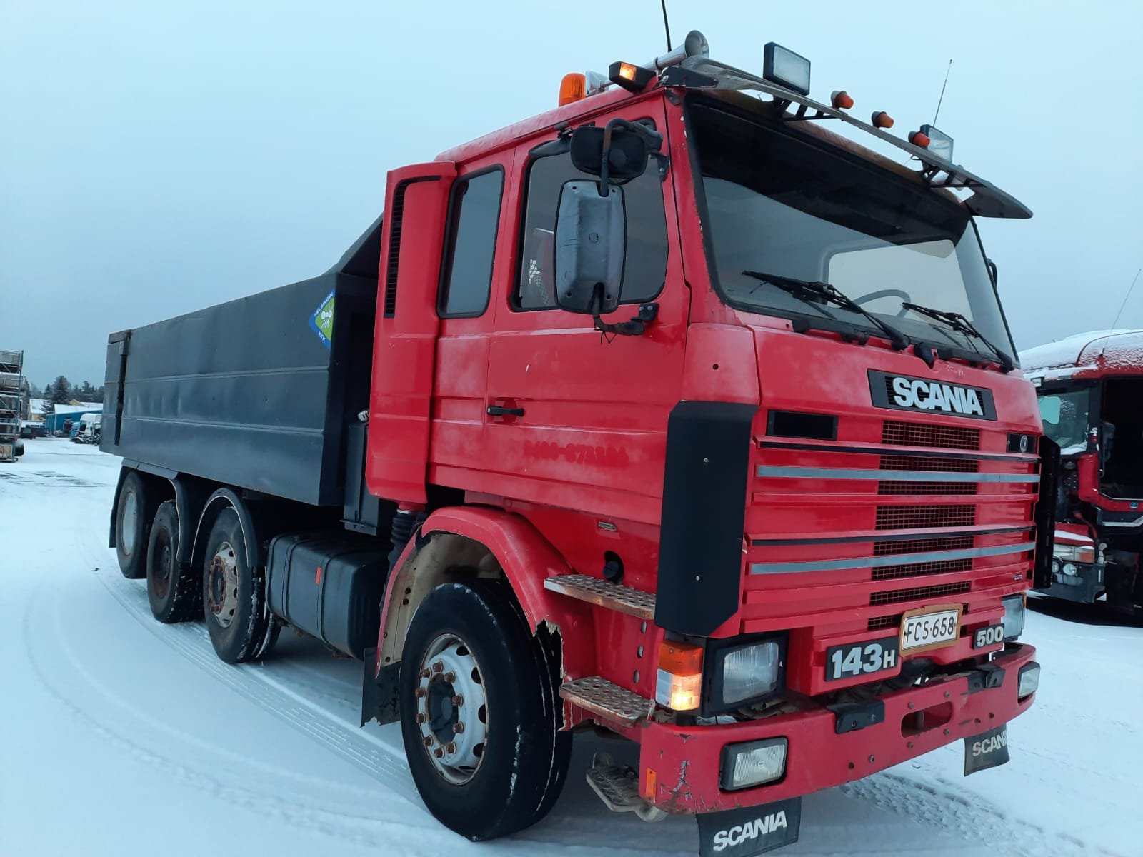 Lastwagen Scania 143 HL-BF6 8X2