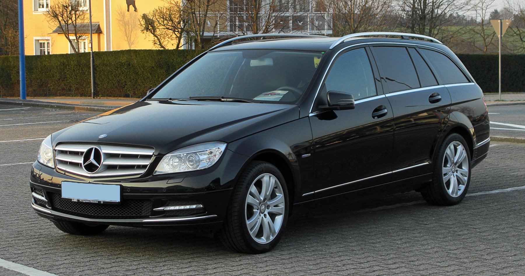 Van Mercedes Benz C200