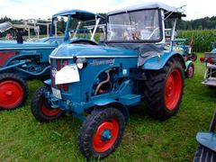 Hanomag R324 E