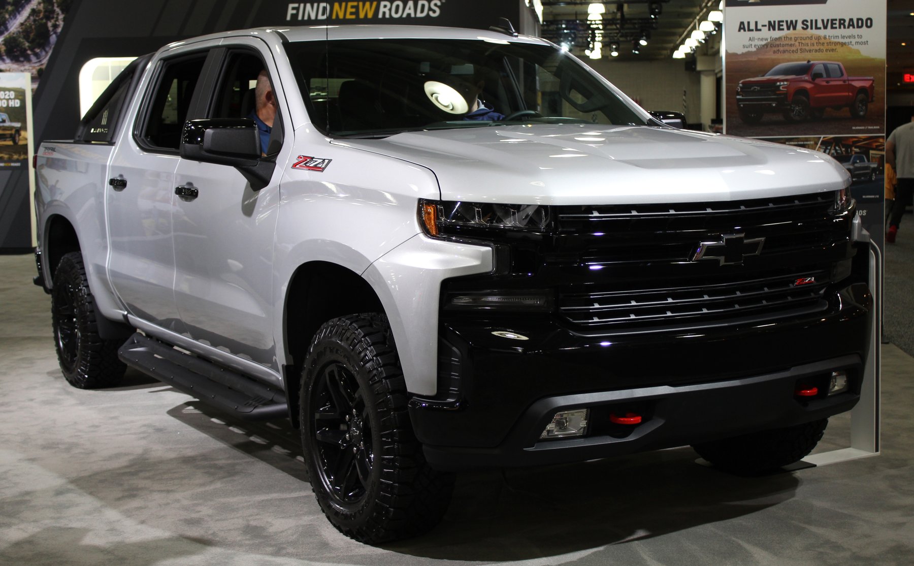 Van Chevrolet CHEVROLET SILVERADO TRAIL