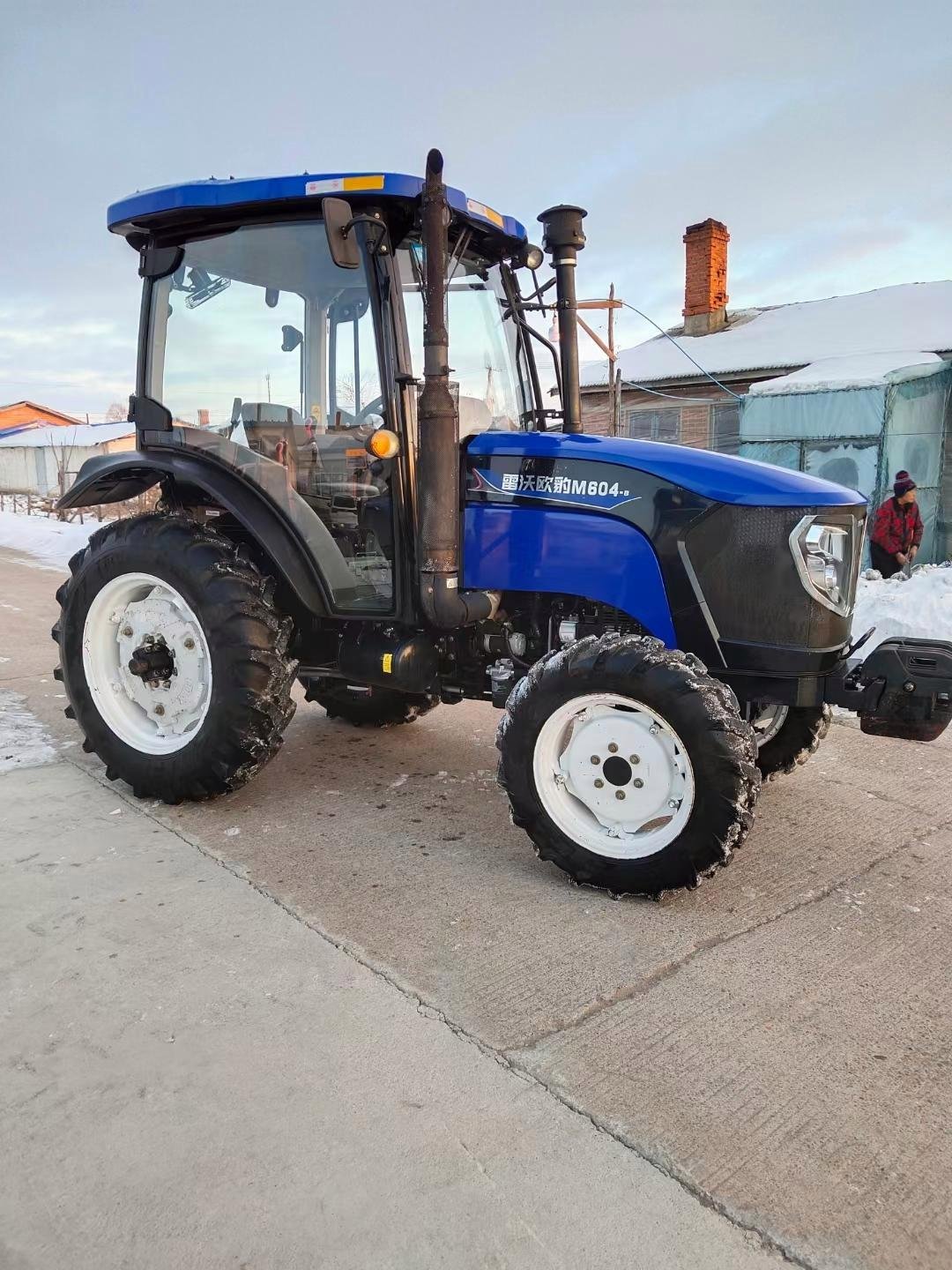 Tractor Di Er Bao Ye 604