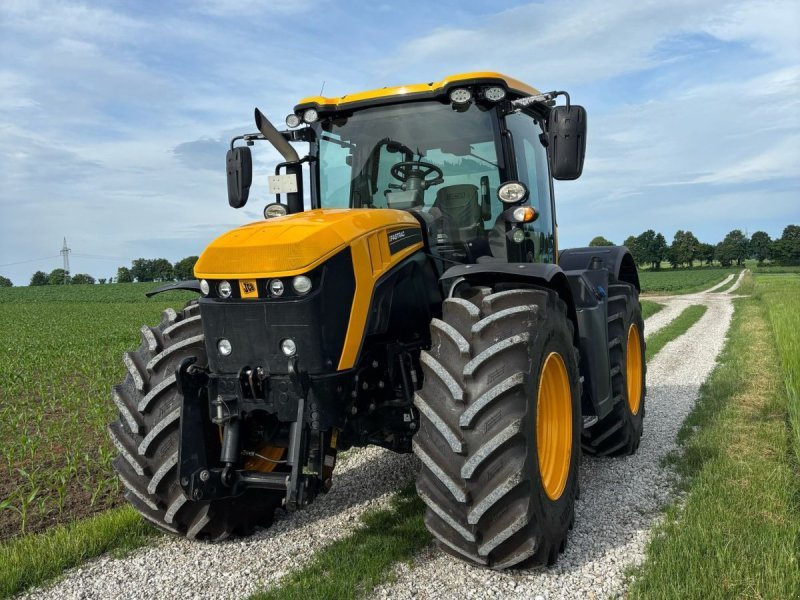 Tractor JCB Fastrac 4220