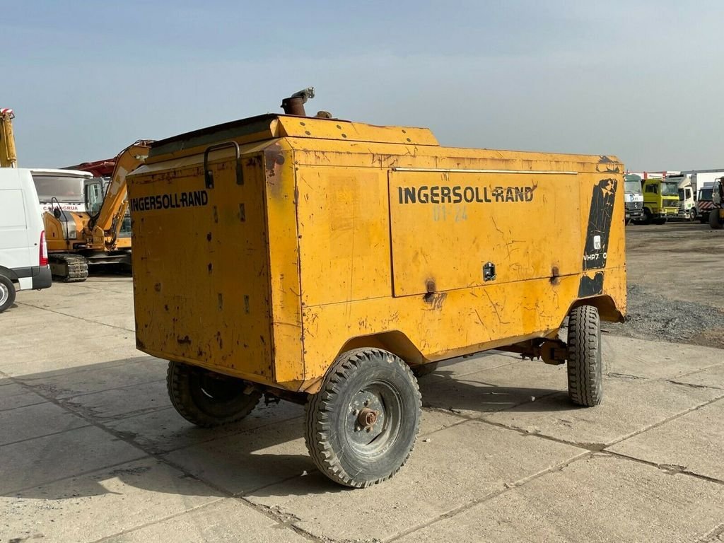 Light trailers up to 750 kg Ingersoll Rand W700