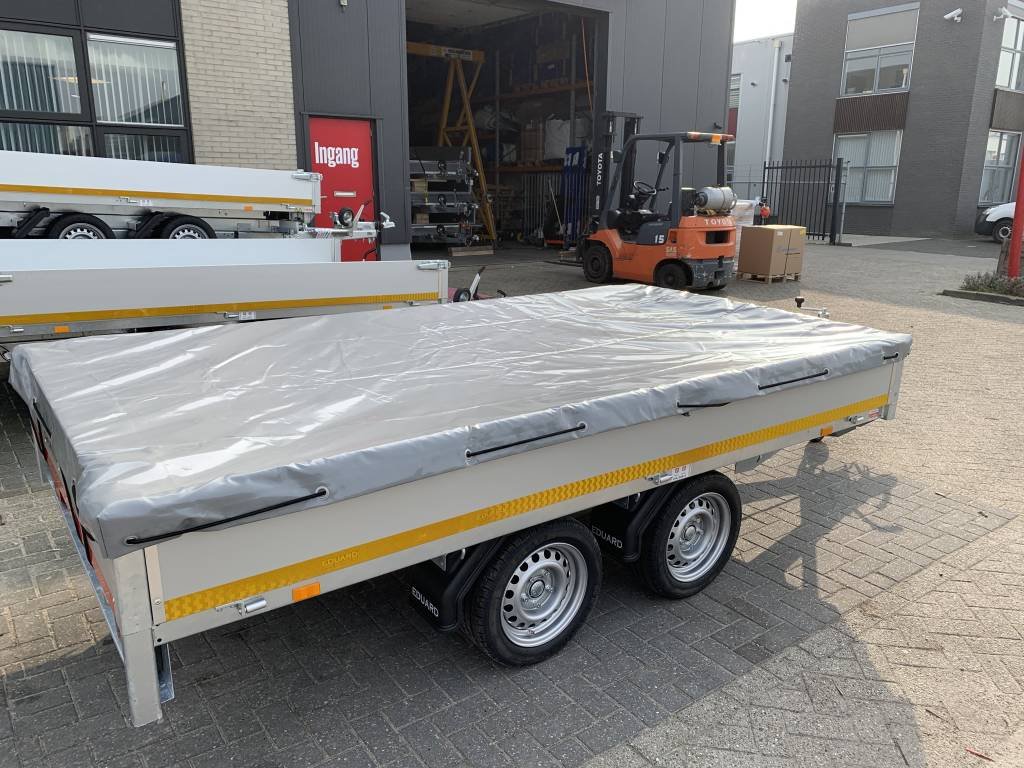 Kleinanhänger bis 750 kg Omavalmiste 147 X 294 / 310