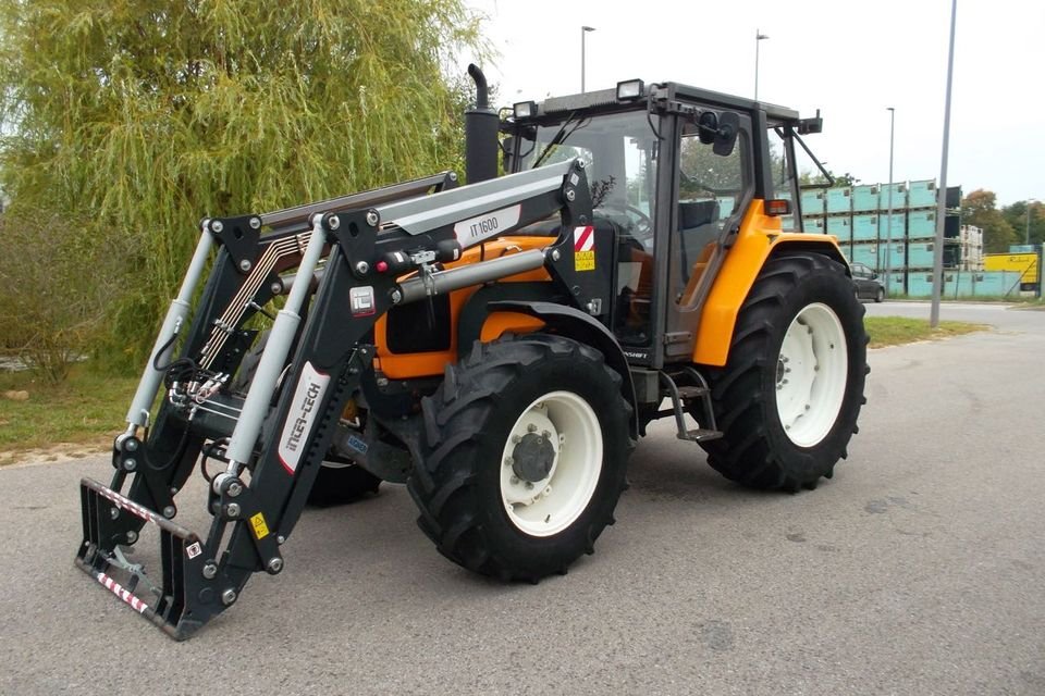 Tractor Renault 50-12 LB