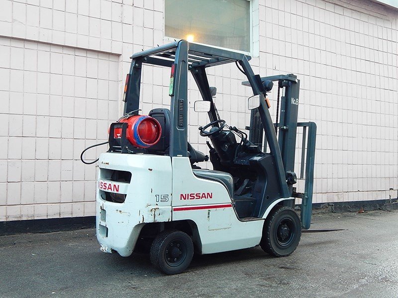Treibgasstapler Nissan P1F1A15D