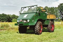 Daimler Benz Unimog 411