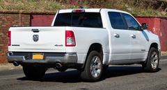 Ram 1500 QUAD CAB BIGHORN