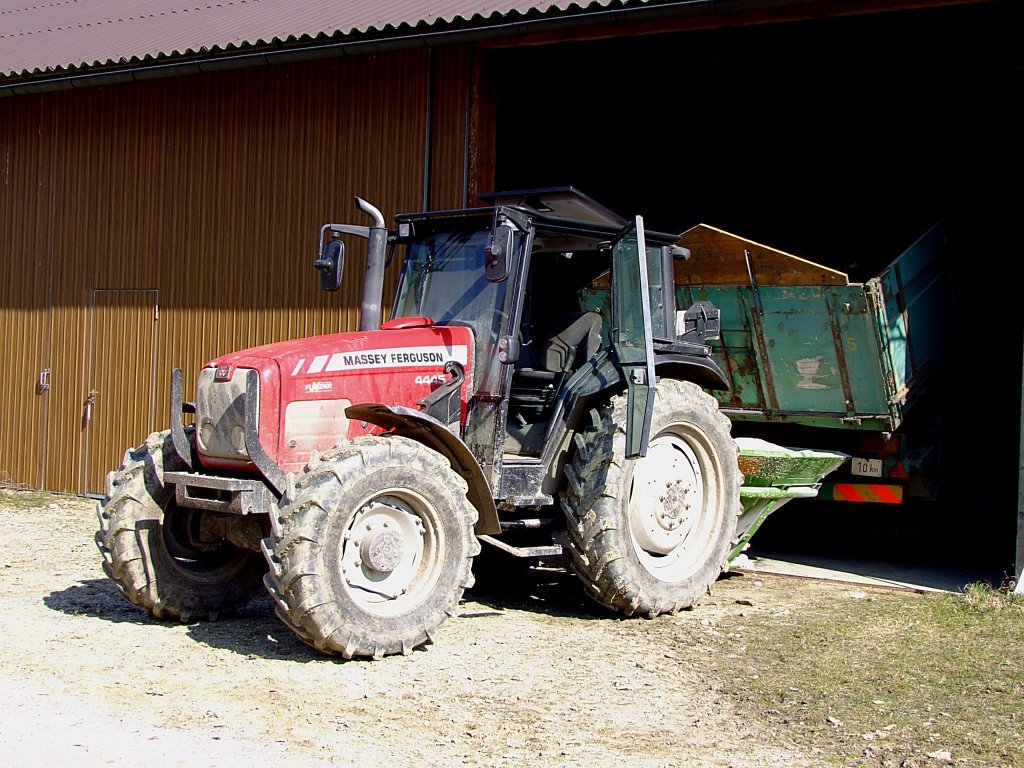 Tractor Massey Ferguson 4445