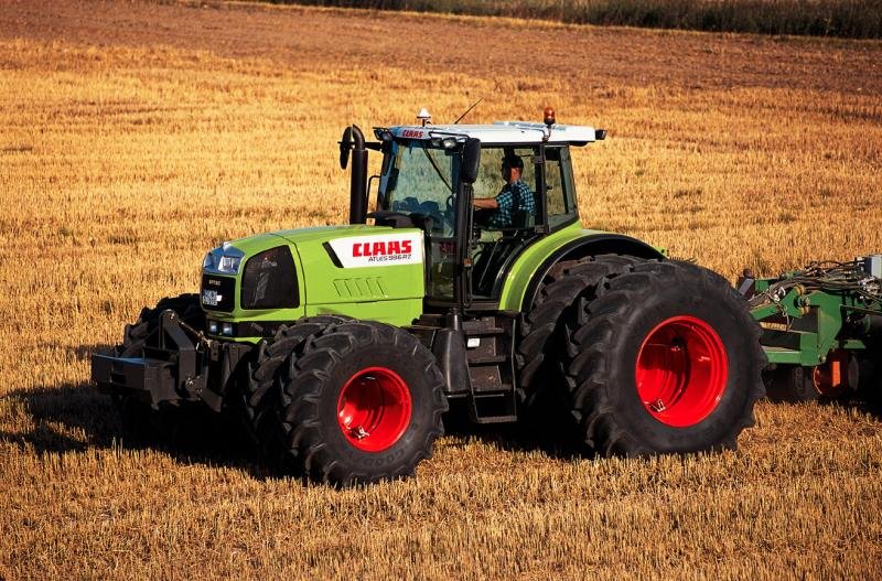Traktor CLAAS 936