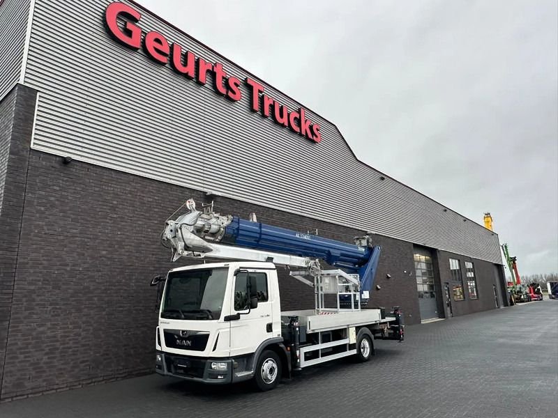 Truck MAN TGL 7.180 4X2 BB