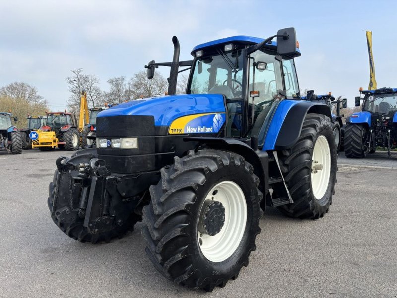 Tractor New Holland TM 190 SS