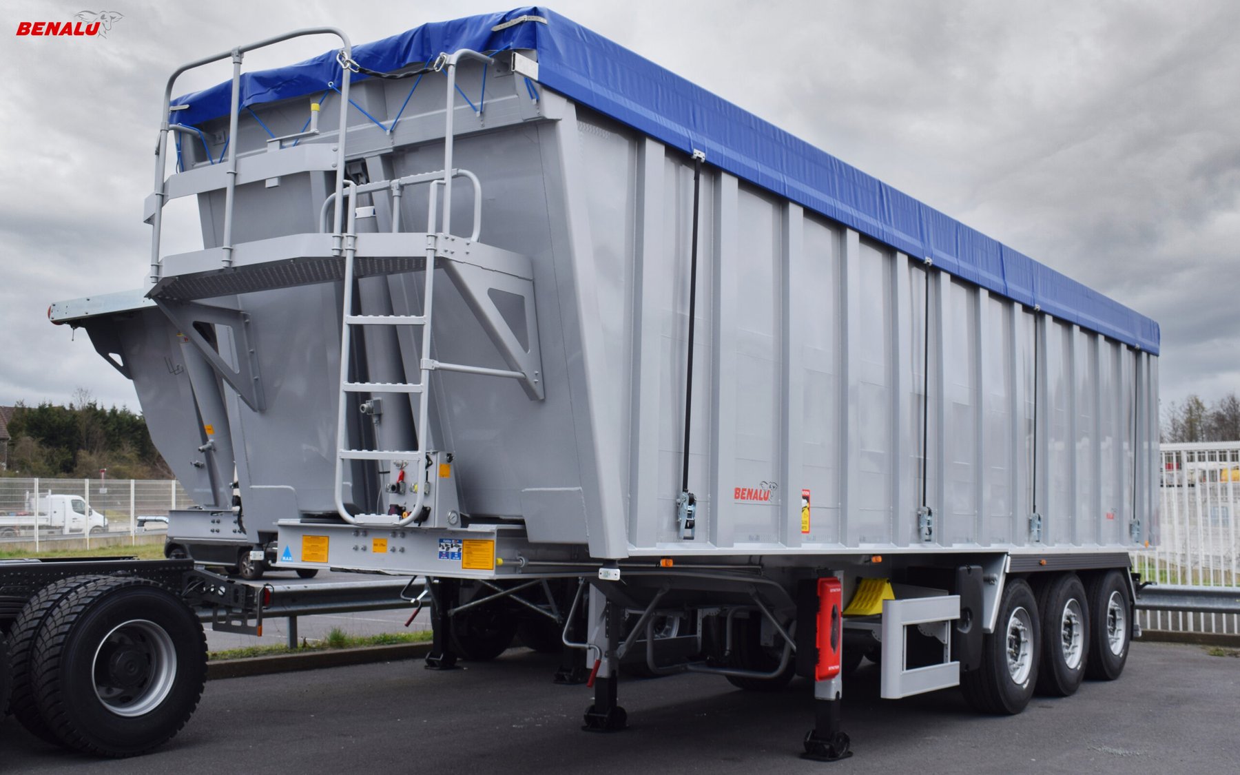 Trailer Benalu POWDERLINER