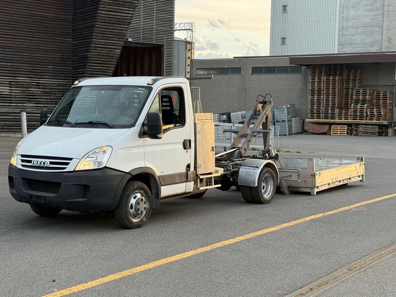 Transporter Iveco 35C 12