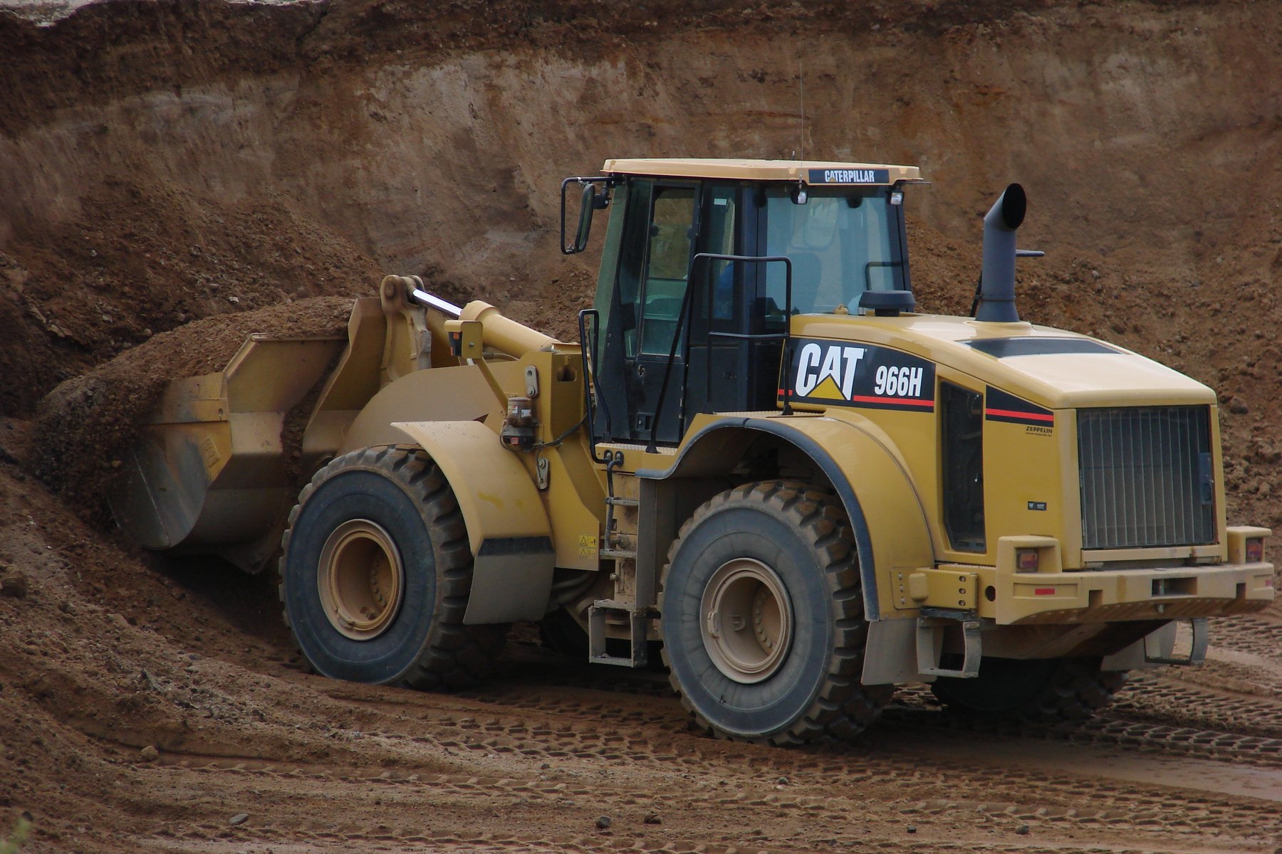 Caterpillar 966H