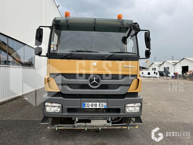 Truck Mercedes Benz Axor 1833L 4x2/4200