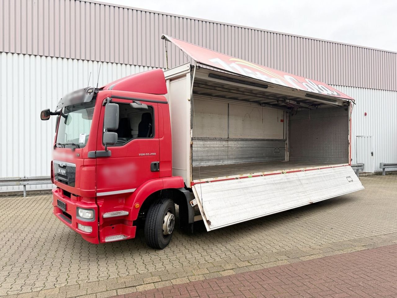 Truck MAN TGM 12.240 4X2 LL
