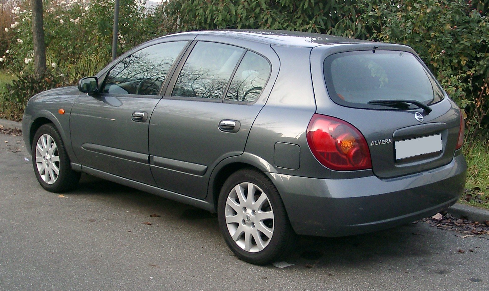 Van Nissan 4D ALMERA 1.4 HATCHBACK-FAAN15/254