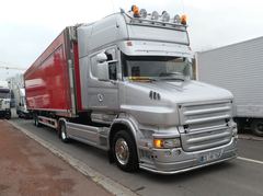 Scania T144