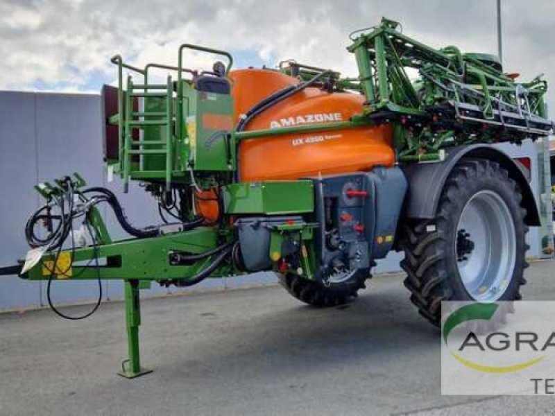 Pflanzenschutz Amazone UX 4200 Special (21)