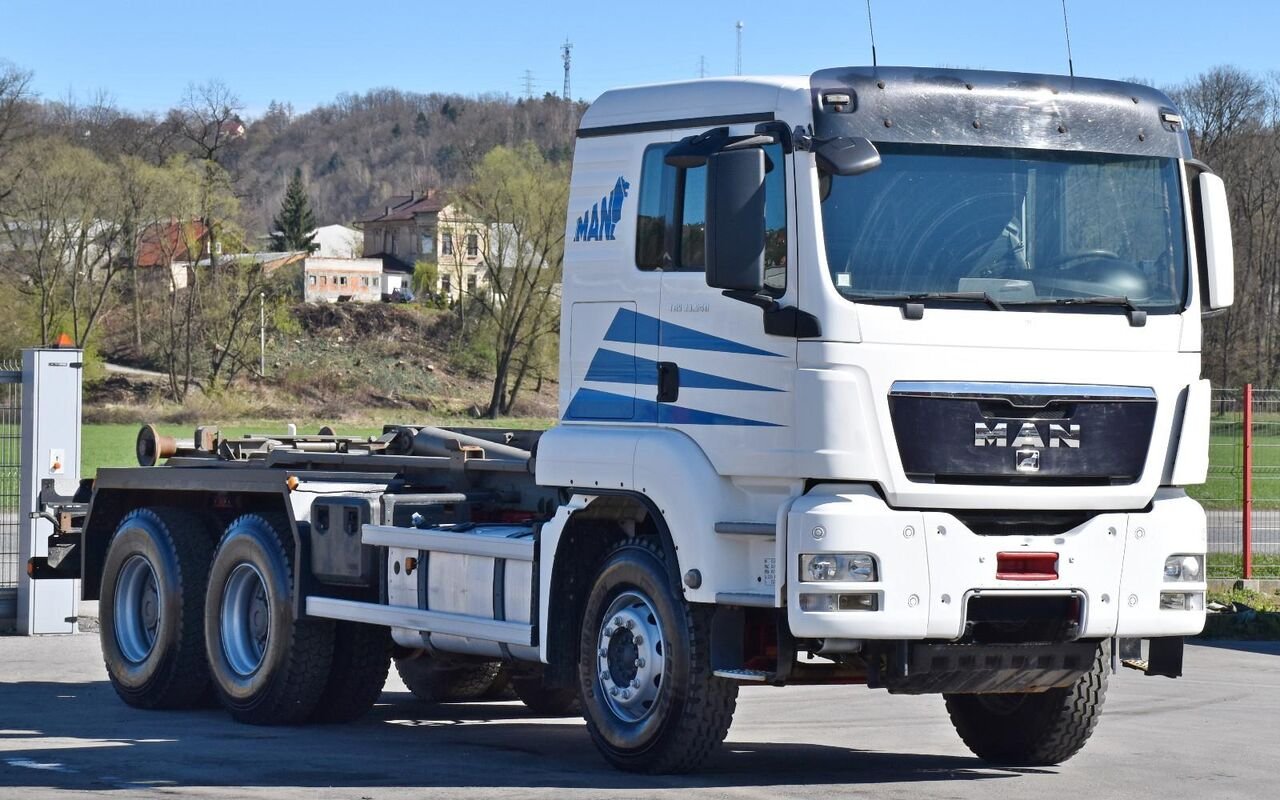 Truck Volvo 6X2R FAL8.0 RADT-A8 HIGH