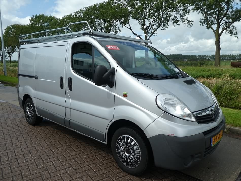 Van Opel VIVARO-2 2.0CDTI/84KW-E4 2.9T L1H1 CREWCAB