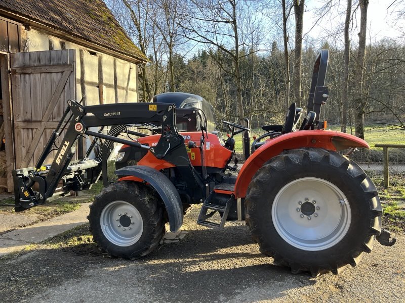 Tractor Kubota M 6060 ROPS