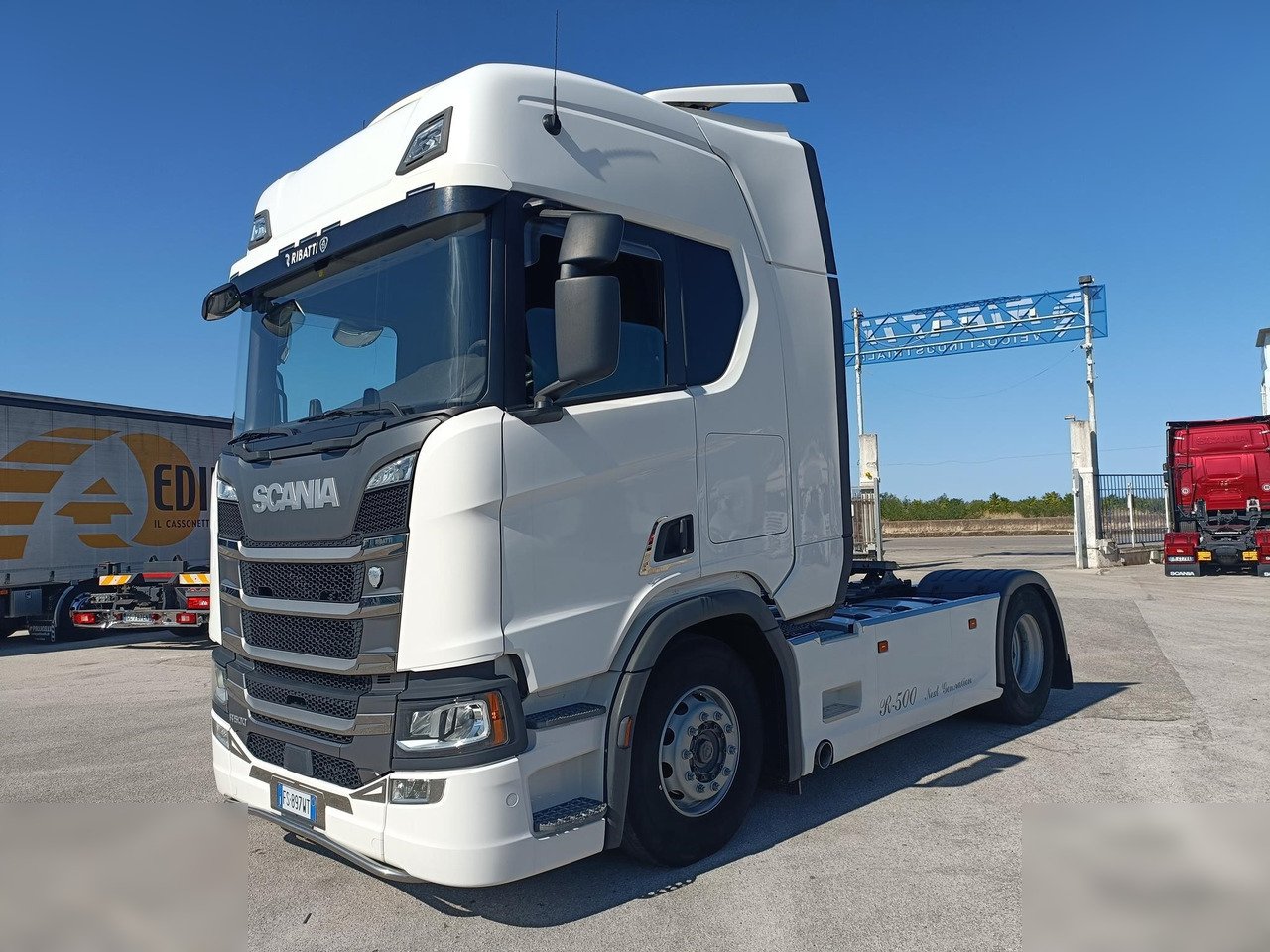Truck Scania R500LA4X2MNB